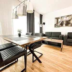 modernes-luxus-apartment-im-leipziger-zentrum.bestleipzighotels.com/